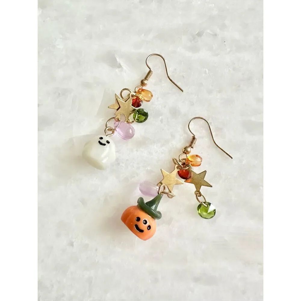 Cutesy Halloween beaded style dangle earrings 